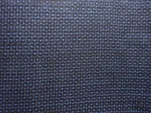  本場泥大島紬100亀甲男物着物アンサンブル